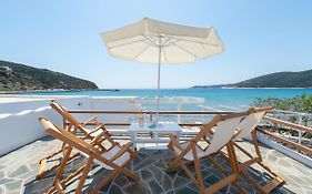 Turquoise Maison By The Sea